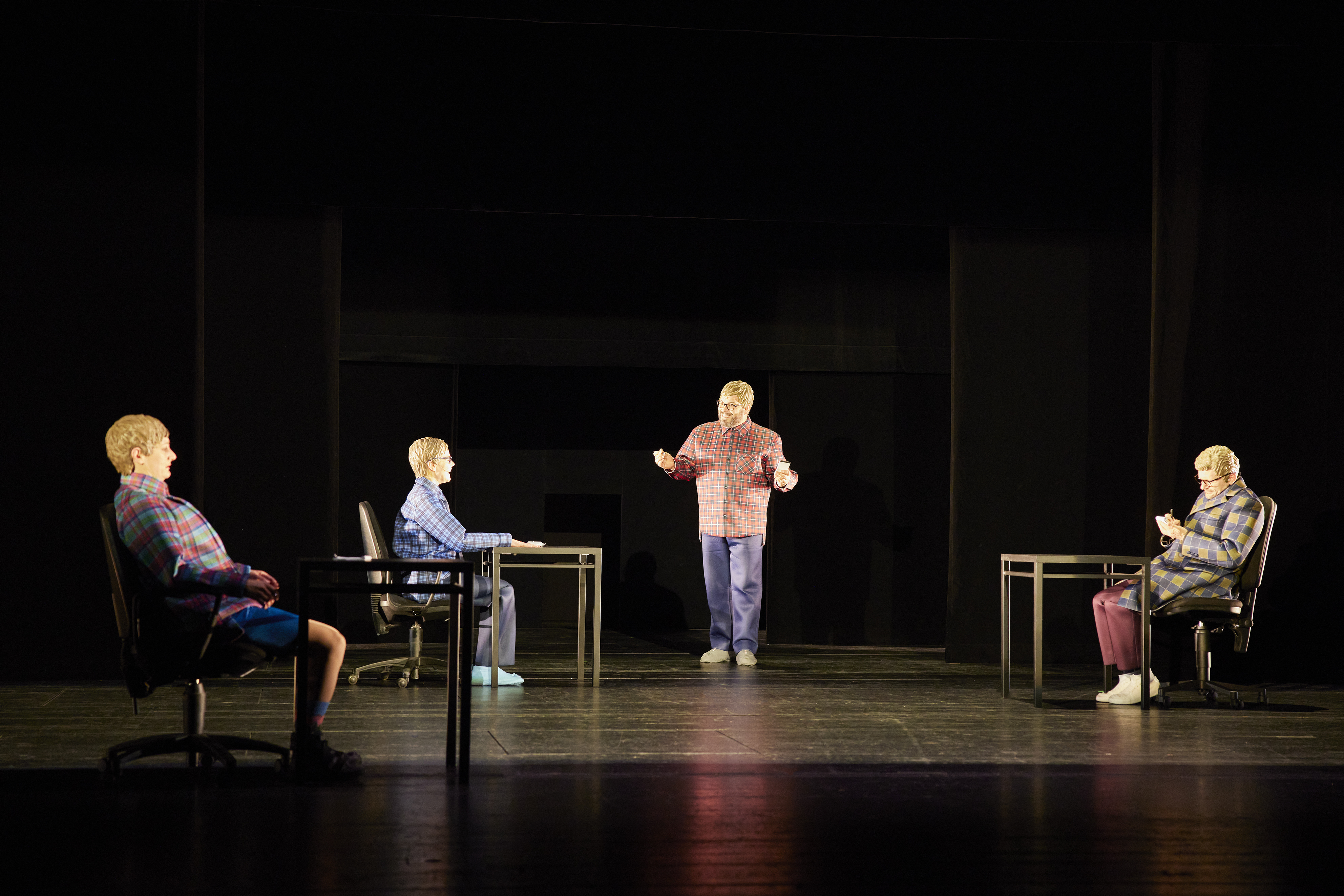 舞台写真 — ドイツ人俳優たち